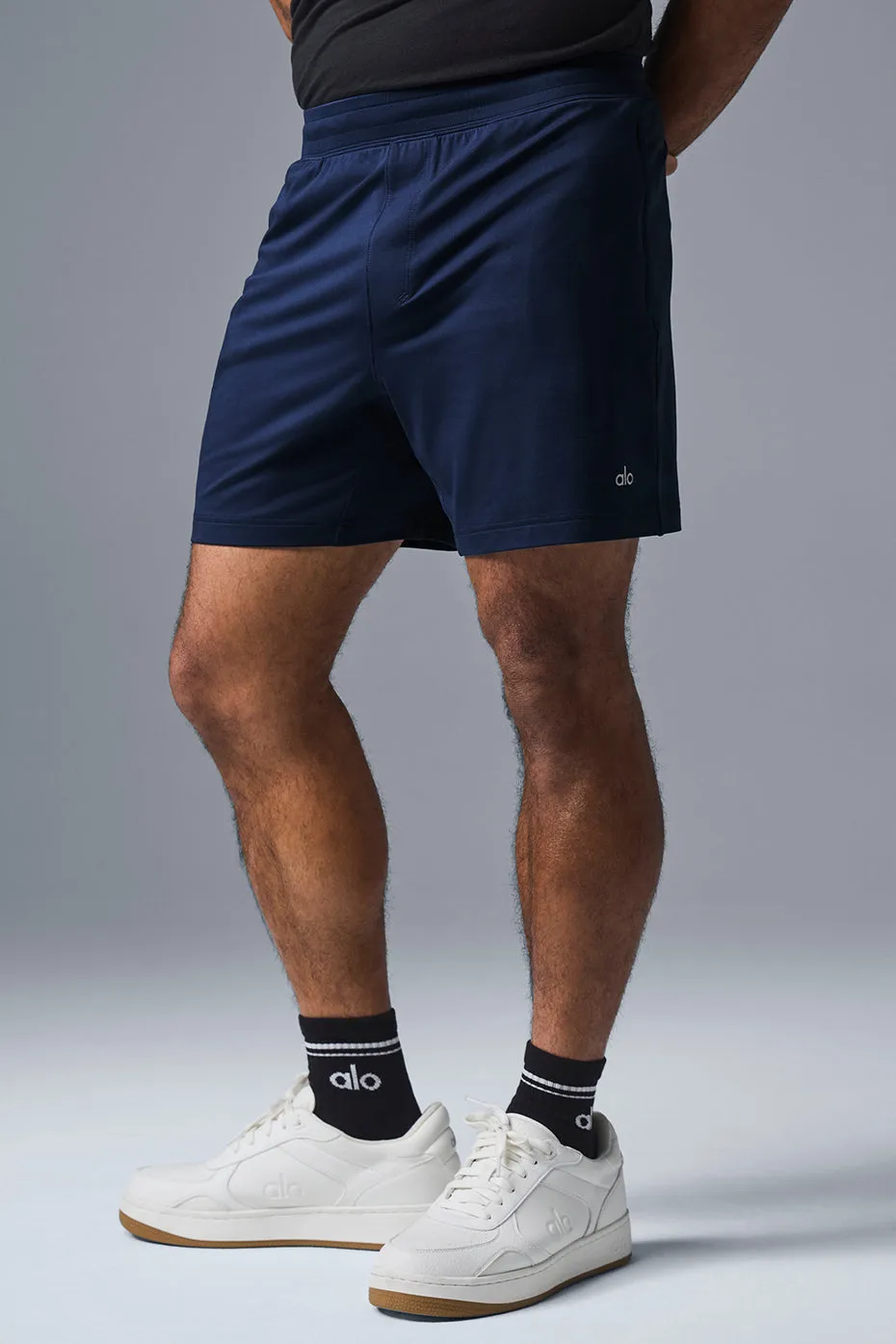 7" Conquer React Performance Short - Navy