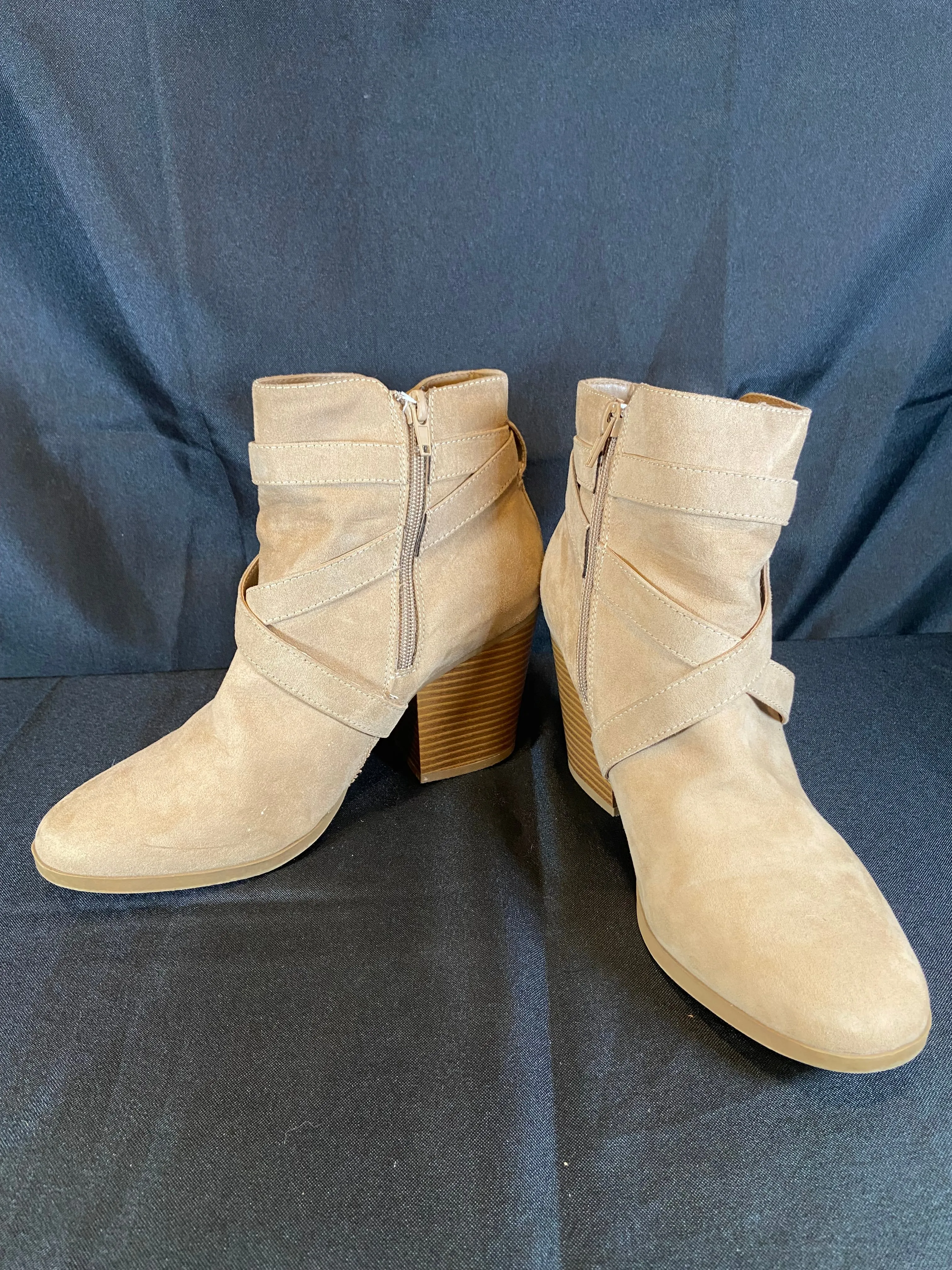 Ana Lexington Short Tan Faux Suede Heel Boot Womens size 9