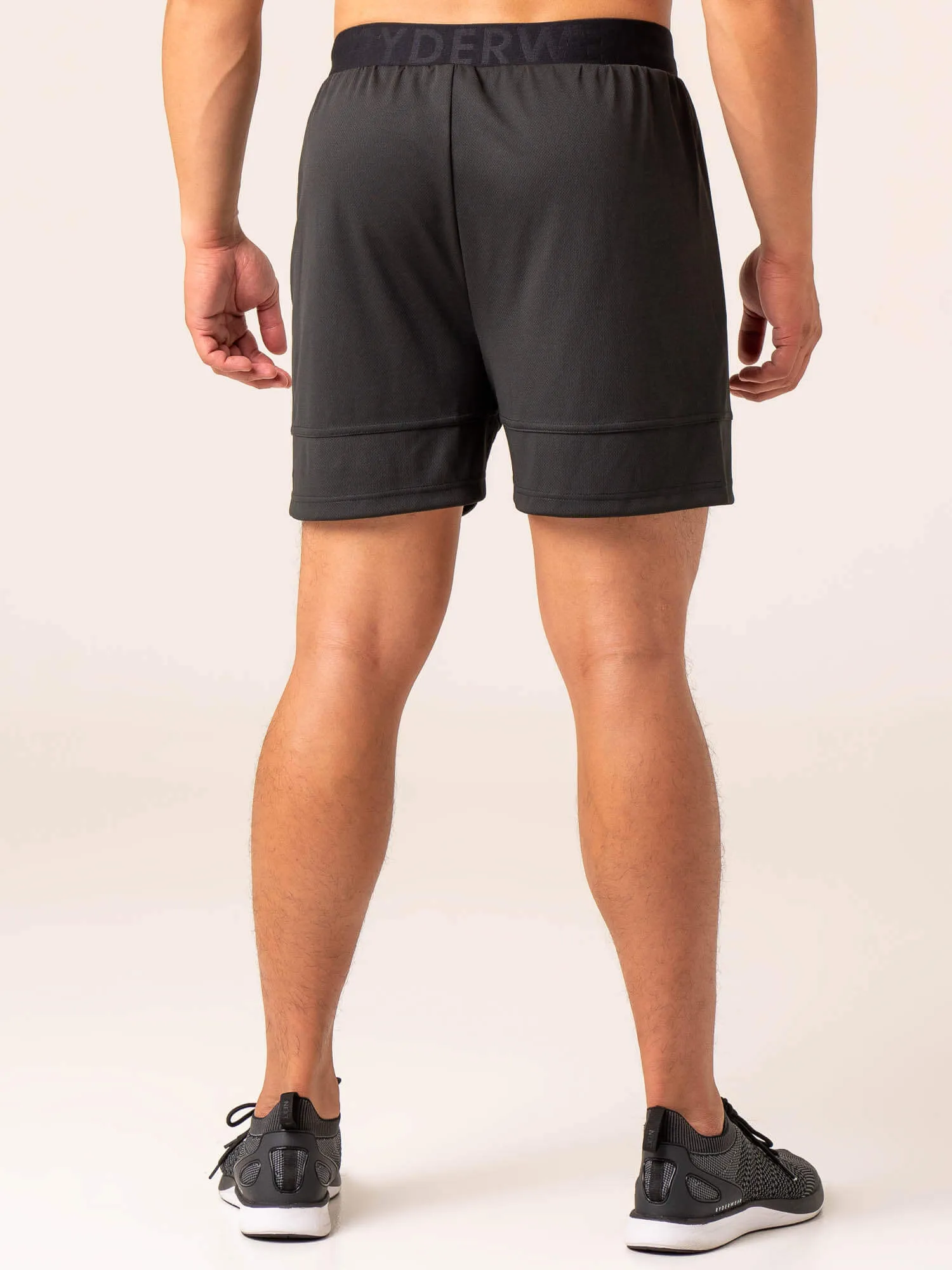 Emerge Mesh Short - Faded Black