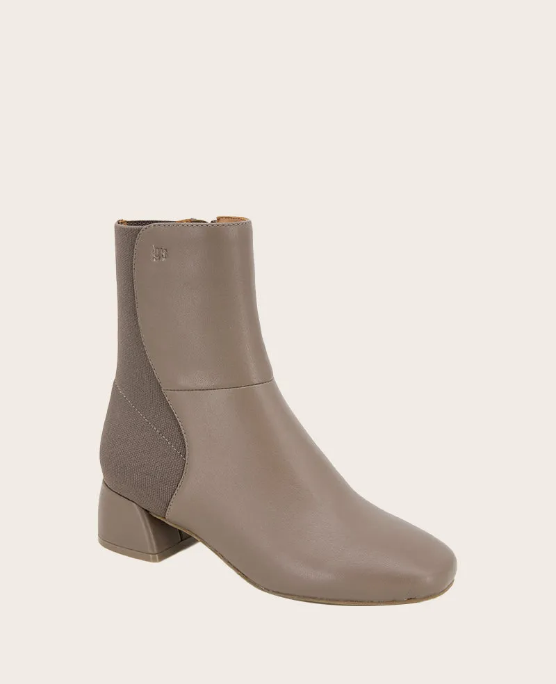 GENTLE SOULS - Emily Leather Elastic Side Zip Boot