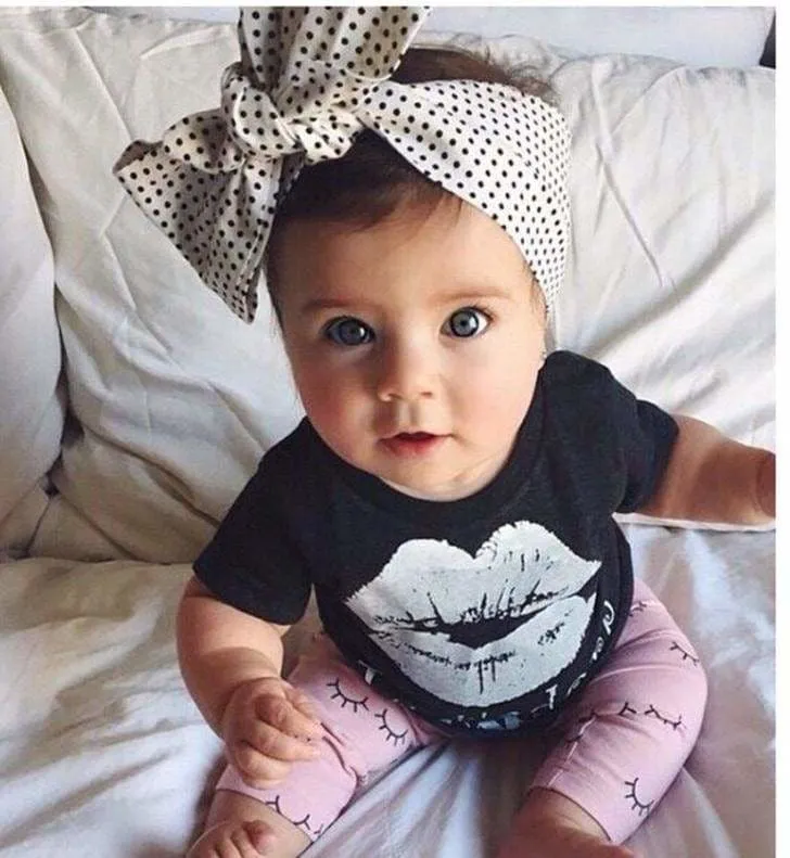 Lip-kiss toddler clothing set